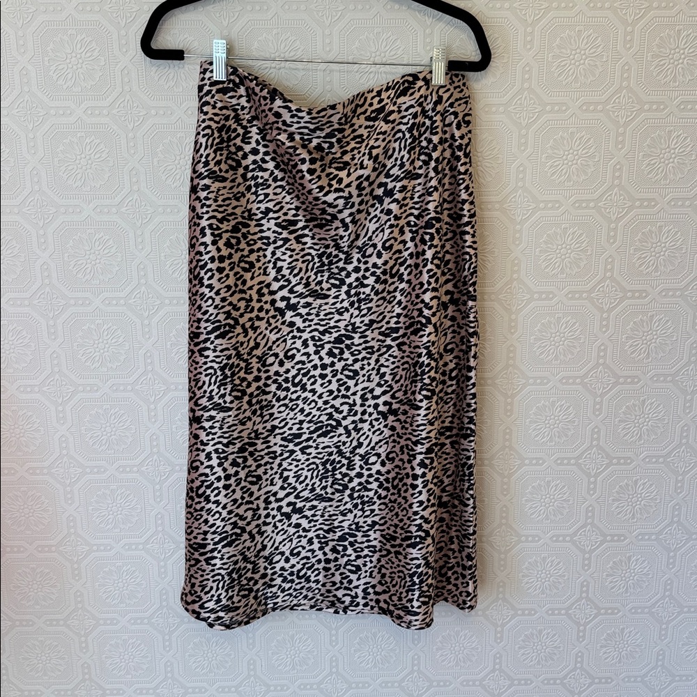 Anko Slim Satin Midi Skirt - Leopard - Picture 3 of 5